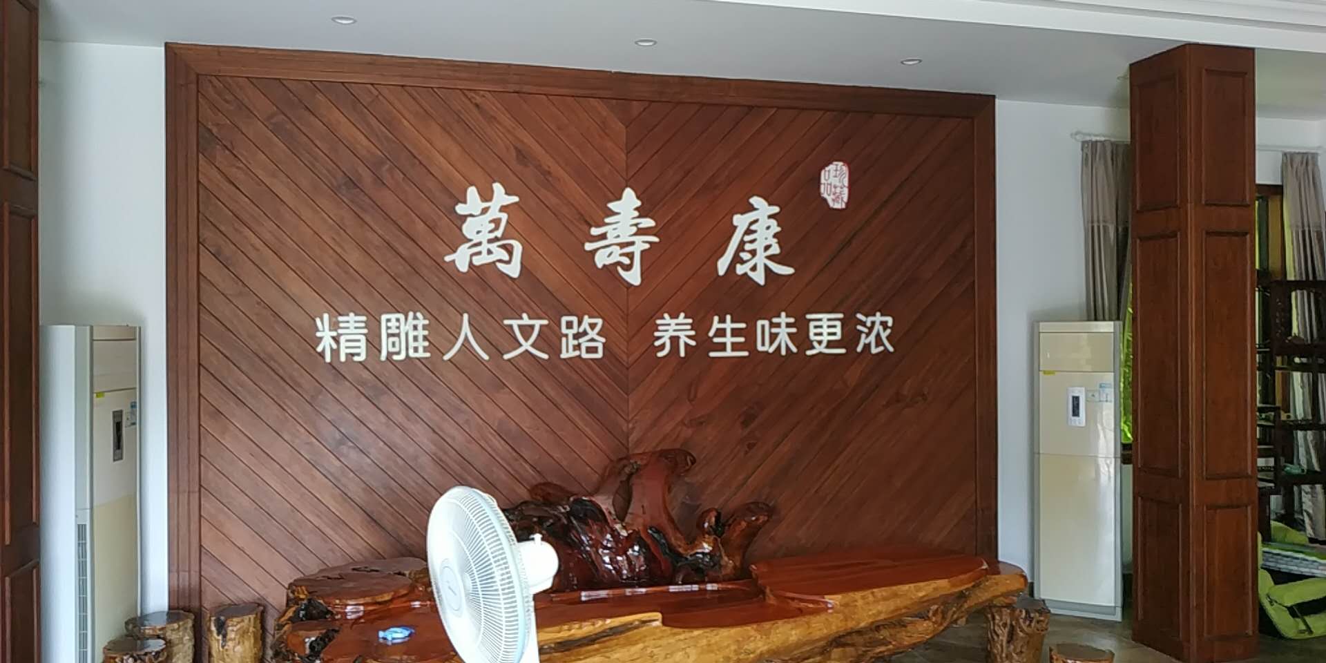 92bc0fc2638200355447ba3e2b8d951